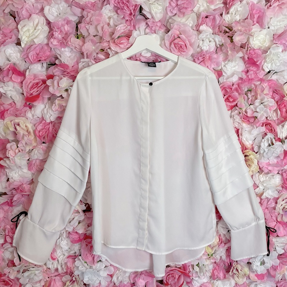 Black Collection Button Up Tiered Sleeve Blouse Size M